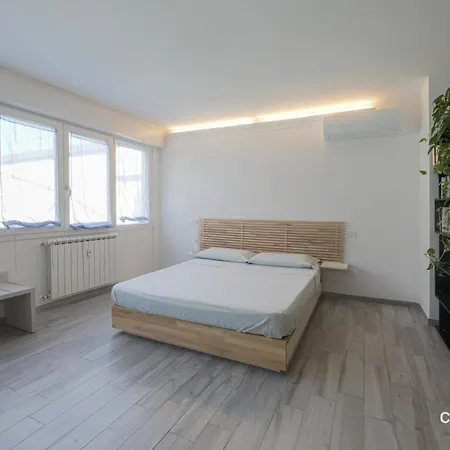 Cesar's House * Florencie